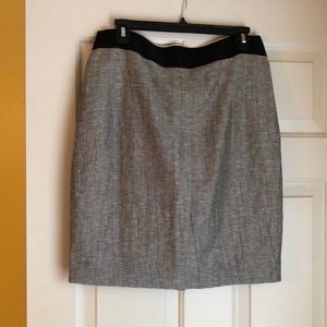 JCrew black and white pencil skirt. Size 8.
